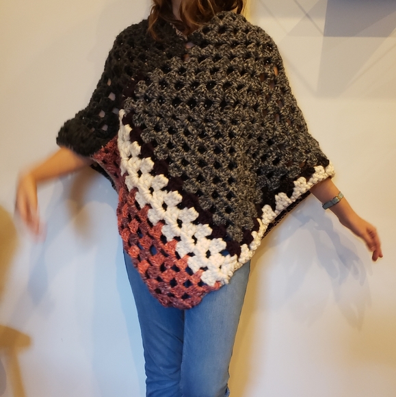 Autumn Colors Poncho - Picture 7 of 8